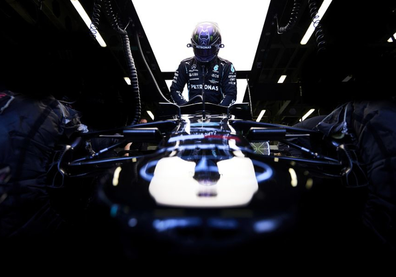 Is Hamilton in danger of a qualifying knockout?