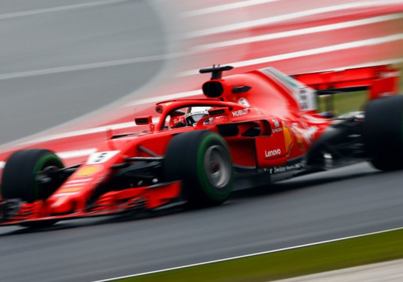 FIA laat zich uit over geruchten dat auto Ferrari illegaal zou zijn