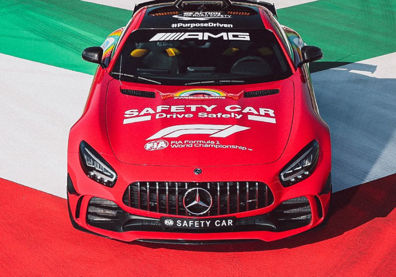 Mercedes met rode Safety Car naar Mugello als eerbetoon aan Ferrari