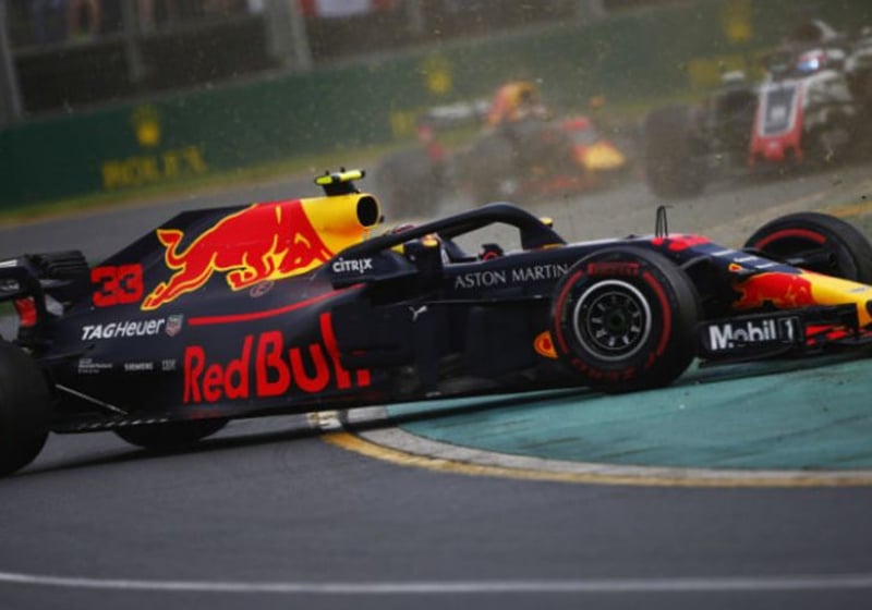 Verstappen over schade bodemplaat: "Is niet door een kerbstone gebeurd"