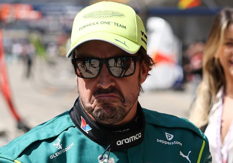 Fernando Alonso gesture to F1 rival during Chinese Grand Prix sums up dismal Aston Martin