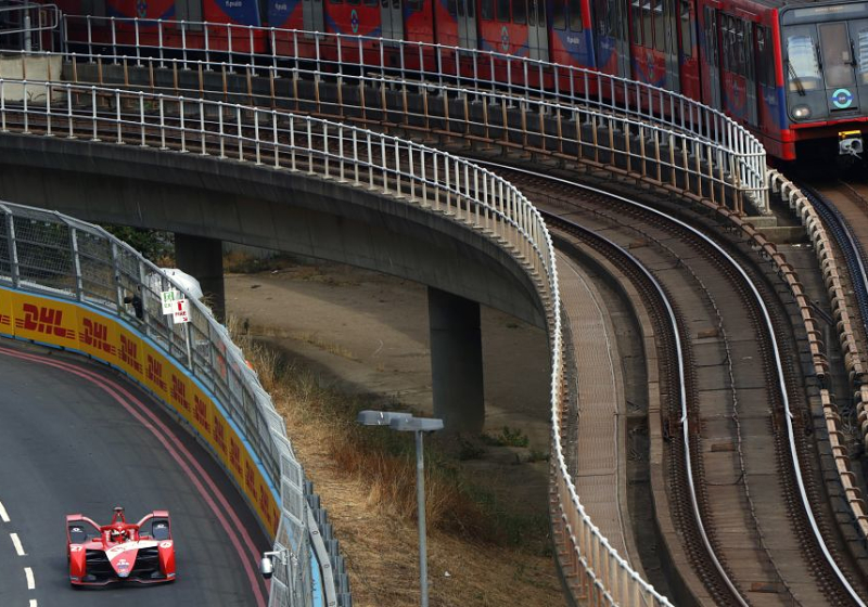 Kwalificatie Formule E: Dennis pakt pole, Vandoorne laat concurrenten ver achter zich