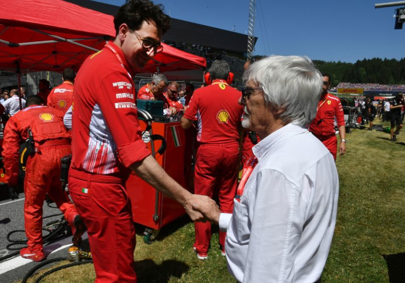 Ecclestone: ''Binotto niet geschikt als teambaas, Briatore moet Ferrari leiden''