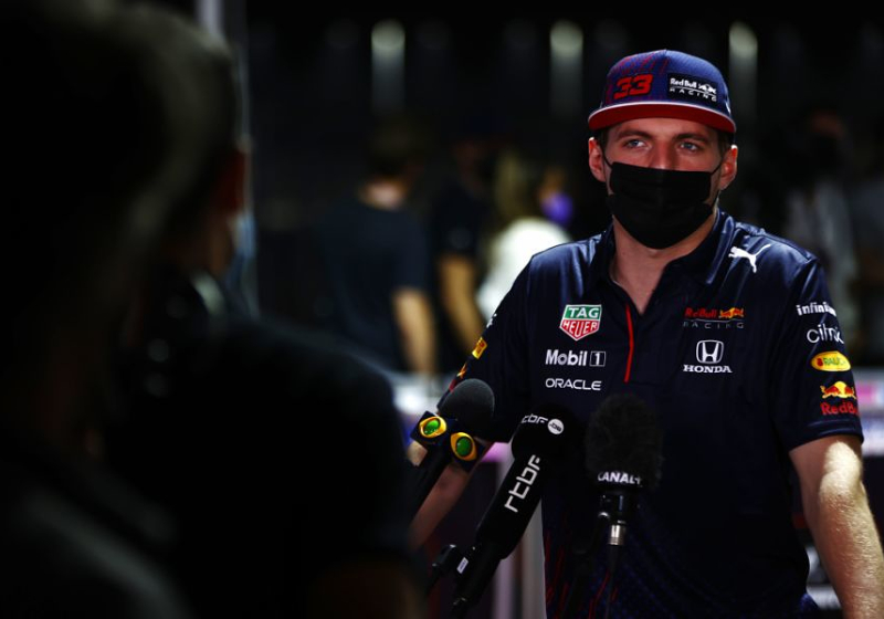 Verstappen vol onbegrip richting FIA: 'Begrijp niet wie dit soort banen goedkeurt'
