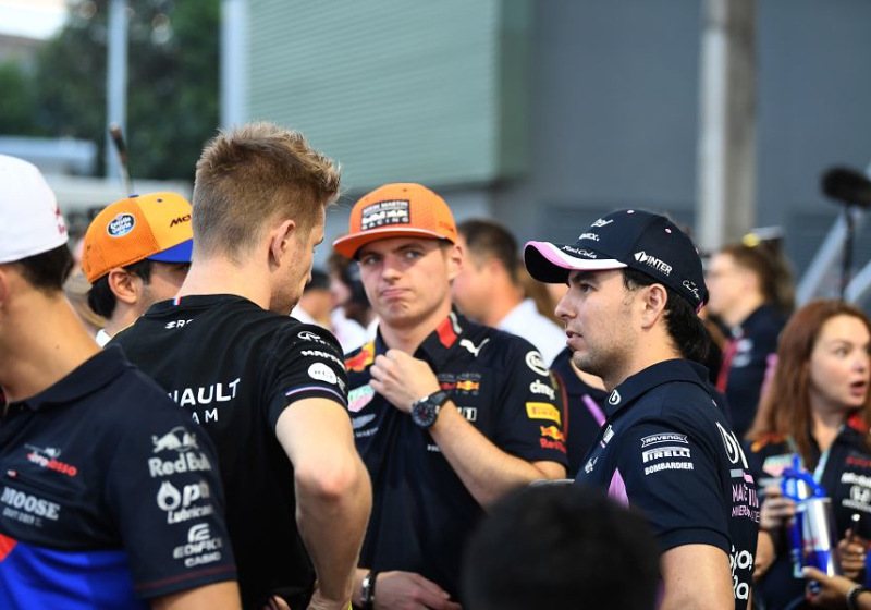 Red Bull: "Ficharemos a Hulkenberg para la clasificación y a Checo para la carrera"