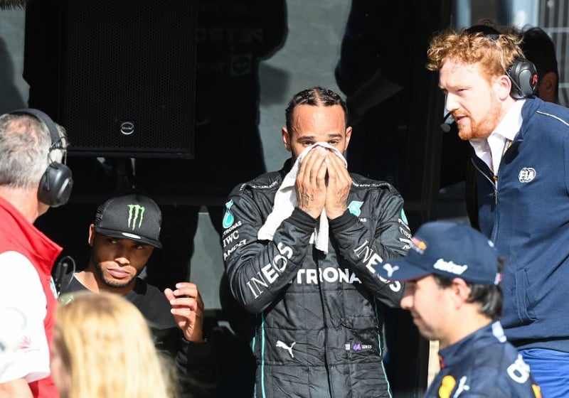 Mercedes onderzoekt motor Hamilton na crash: mogelijk gridstraf op Zandvoort