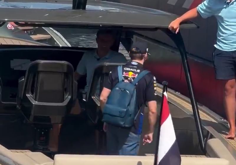 Verstappen tijdens Grand Prix van Monaco gespot op boot