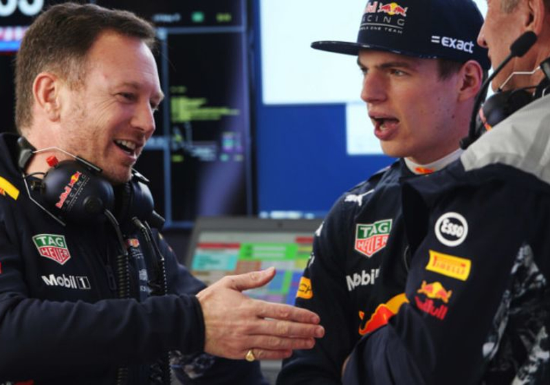 Horner verdedigt Verstappen: "De meeste rijden op zijn leeftijd op een lager niveau"