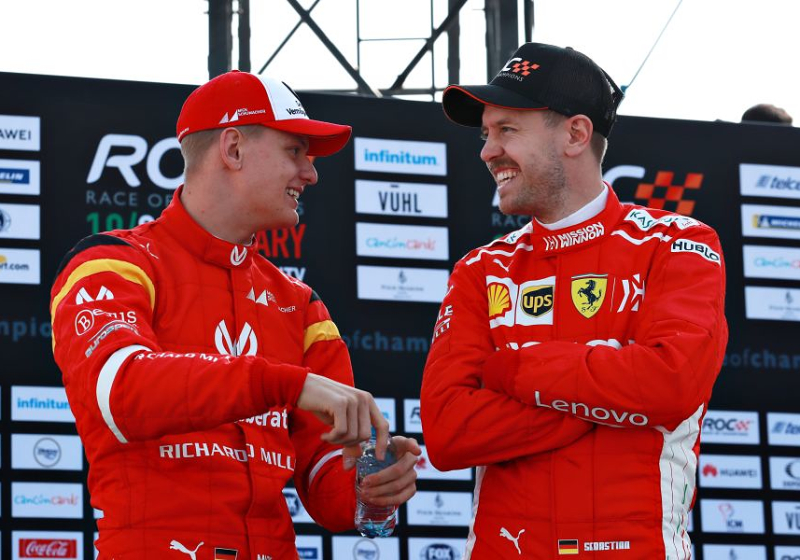 Vettel bereid om Mick Schumacher te helpen: 'Michael deed dat ook bij mij'