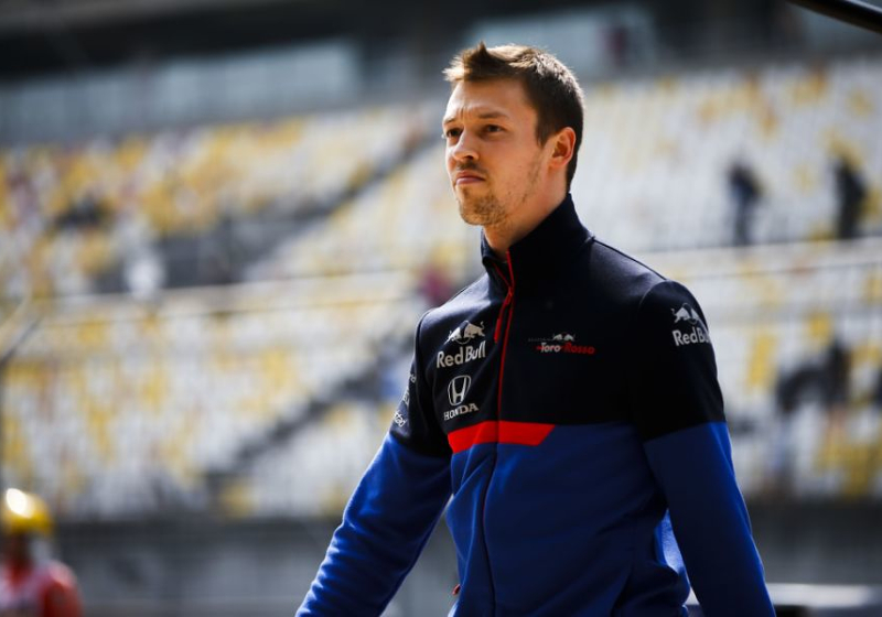 Kvyat: 'Moeilijk iemand te vinden die zich aan Verstappen kan meten'
