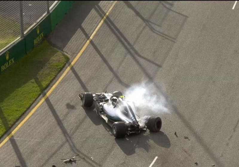 Bottas explains costly Melbourne crash
