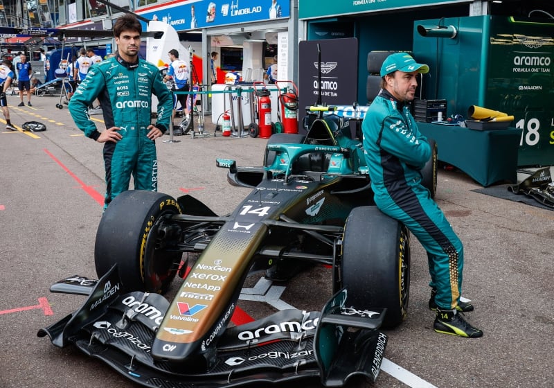 'Aston Martin hoopt op ommekeer: simulator voorspelt winst van twee seconden'