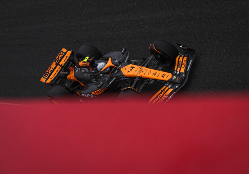 Norris verslaat Piastri en Verstappen tijdens kwalificatie GP Hongarije, crash Pérez