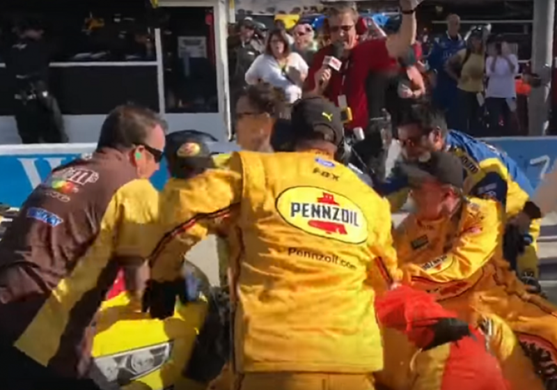 VIDEO: Vechtpartij tussen NASCAR-coureurs