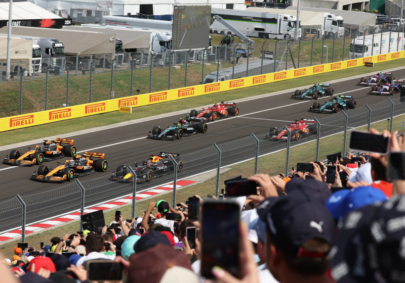 The start of the Hungarian Grand Prix