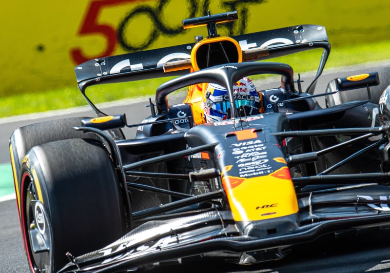 Verstappen at Monza with old rear wing