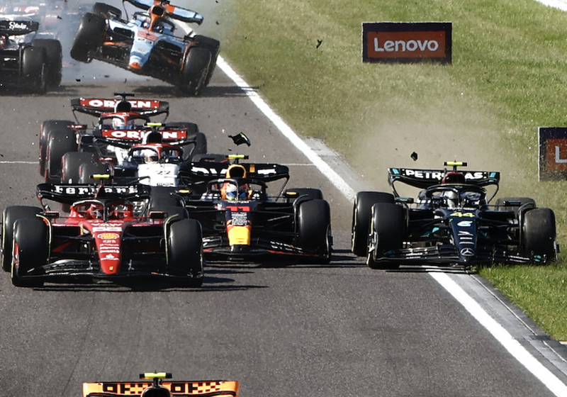 Checo Pérez vs Lewis Hamilton: ¿A quién le va mejor en Brasil?