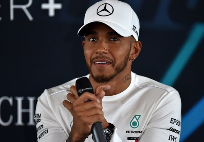 Hamilton: "Baku moeilijkste en zwaarste race die ik mij kan heugen"