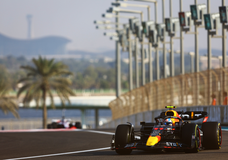 Checo Pérez domina la FP3 y Hamilton puede ser penalizado en la parrilla de Abu Dhabi