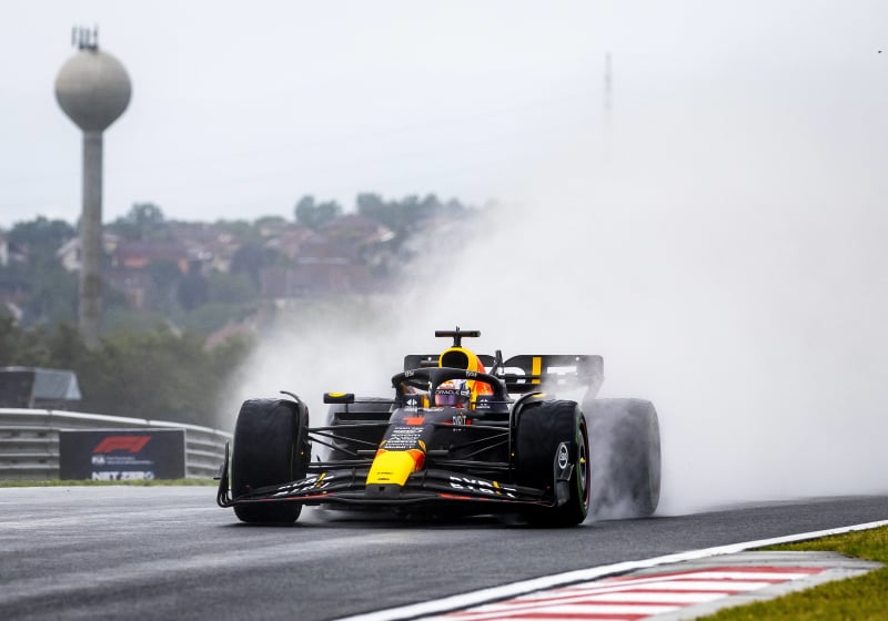 Max Verstappen drives in the wet at the Hungaroring
