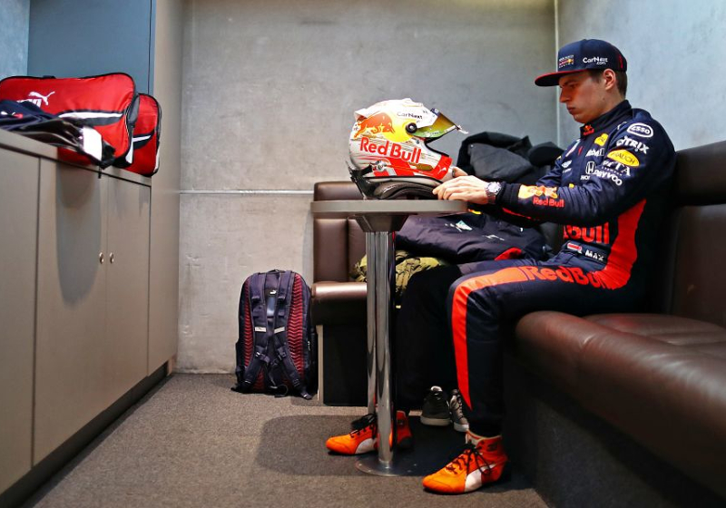 Verstappen staat niet stil bij successen: "Daar volgen geen prestaties uit"