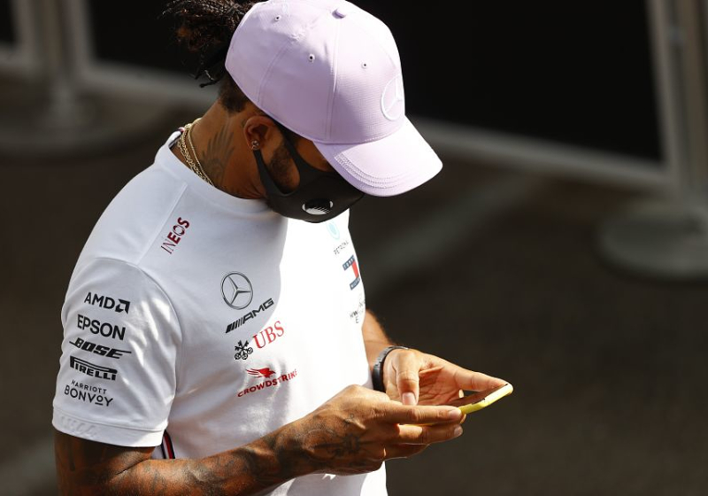 Lewis Hamilton, decepcionado tras criticar a su sobrino por vestirse de princesa