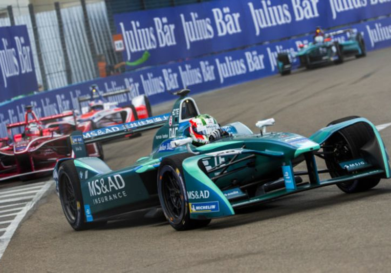 'Formule E achterhaalt saaie Formule 1 in mum van tijd'