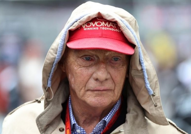 Niki Lauda schrijft Ricciardo en Verstappen niet af voor titelstrijd