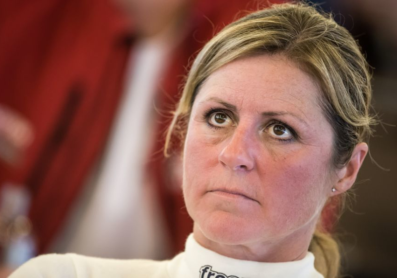 Sabine Schmitz, 'Koningin van de Nordschleife', op 51-jarige leeftijd overleden