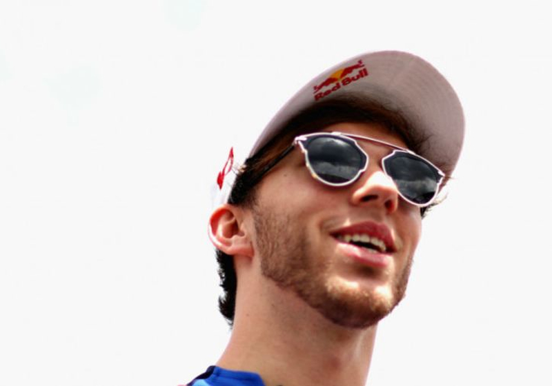 Gasly explains cause of Hamilton near-miss