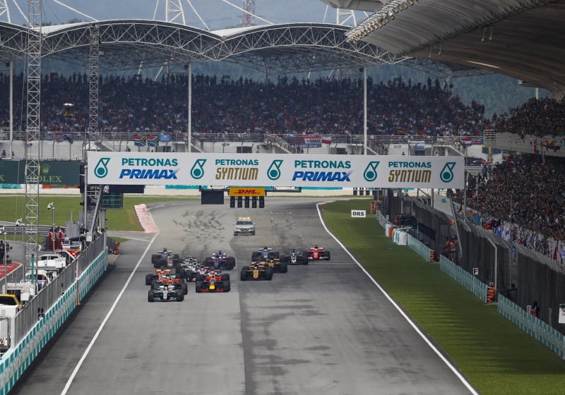 Hoe laat begint het raceweekend in Maleisië morgenvroeg?