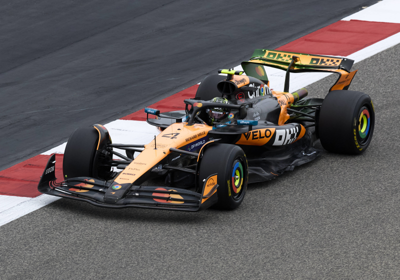 LIVE (gesloten) | Eerste vrije training GP Australië: Norris snelste voor Sainz, Russell schiet van de baan