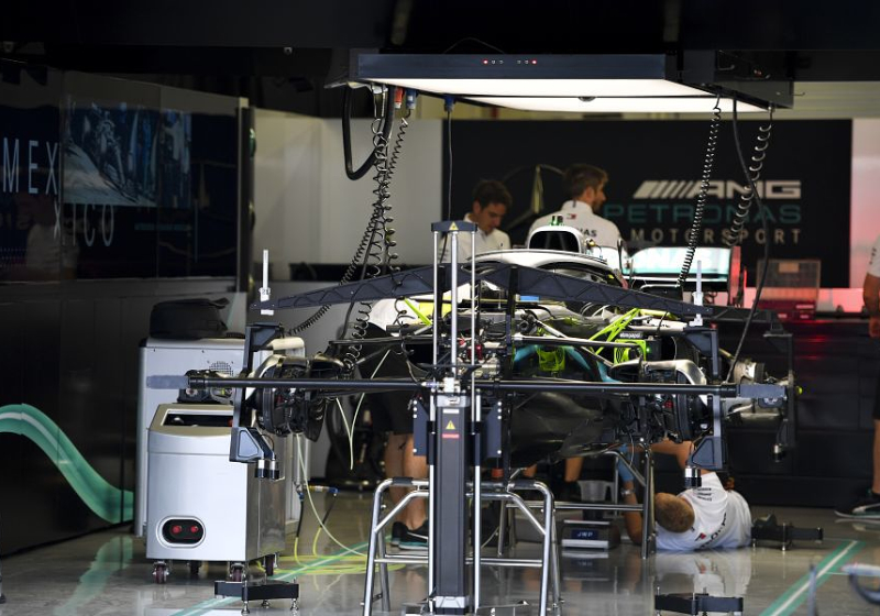 Mercedes - Lower rear wishbone as good an innovation as DAS