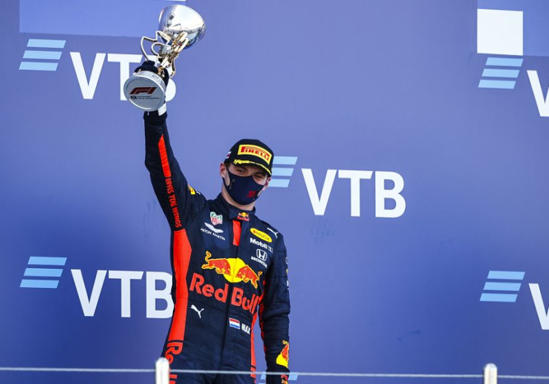 Veel fans ontevreden met Max Verstappen als Driver Of The Day