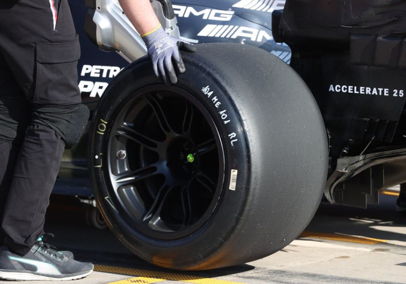 Bandenfabrikant Pirelli heeft test 2022-banden afgerond
