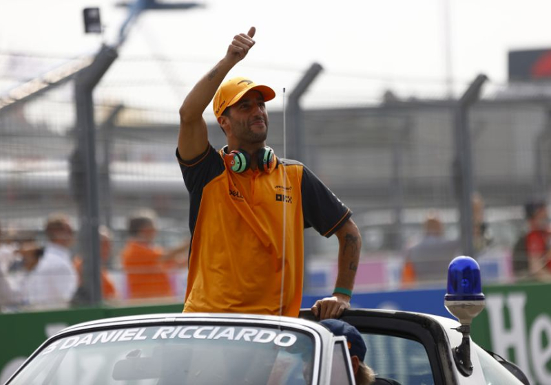 Rosberg offers "strange" verdict over Ricciardo demise