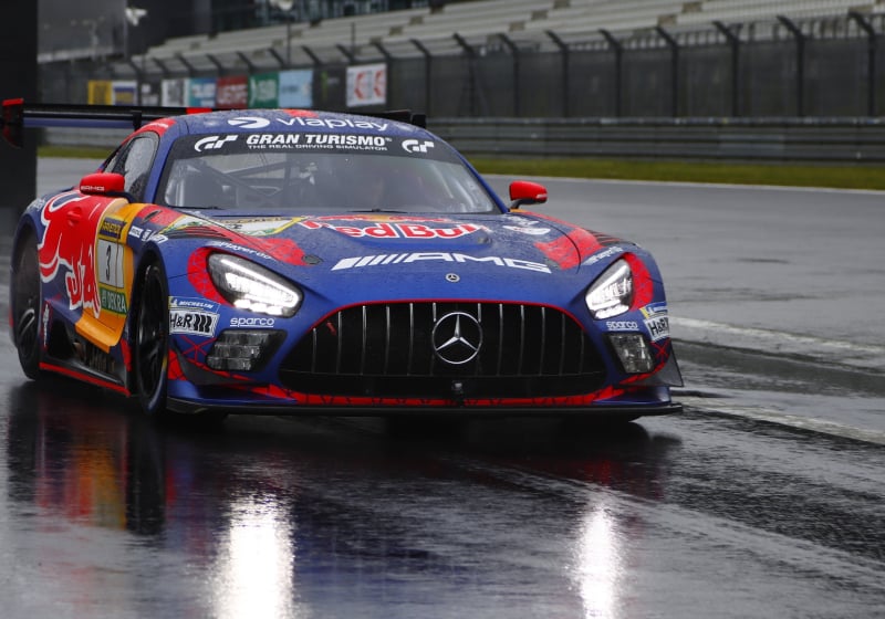 Snow and hail hit Nurburgring qualifying as drivers battle 'wild' conditions