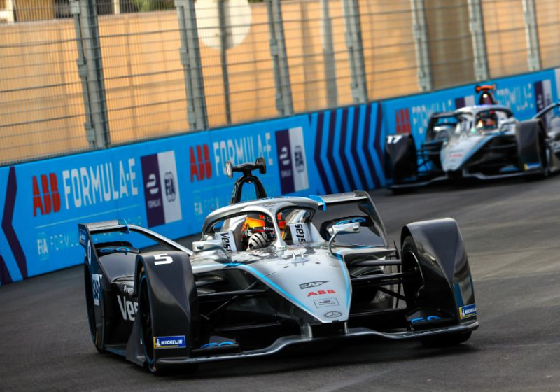 Rowland: 'Hopelijk wordt Mercedes in Formule E niet net zo dominant als in F1'