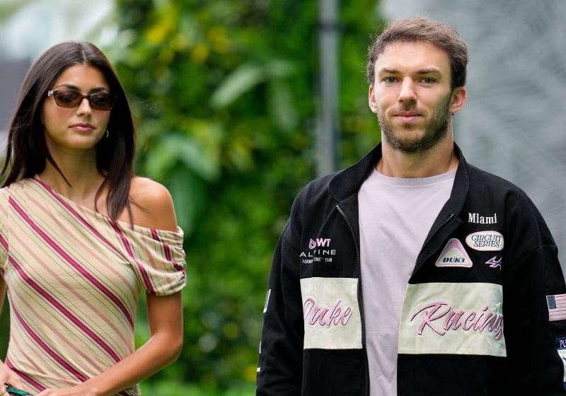 Pierre Gasly, Francisca Gomes, Alpine, Miami, 2025