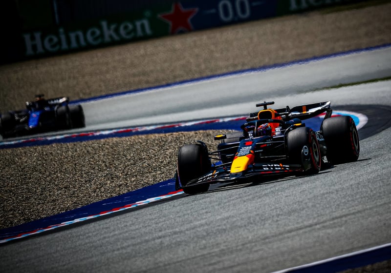 Sprint Pole para Max Verstappen en Austria; Checo Pérez, séptimo