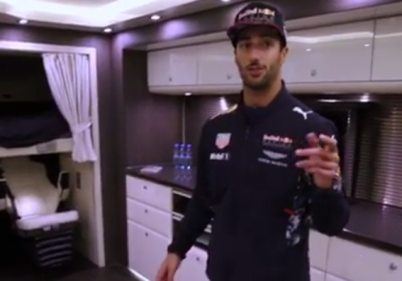 VIDEO: Ricciardo showt zijn verblijfplaats in Italië