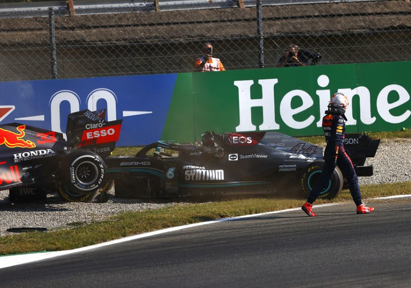 Hamilton over relatie met Verstappen: "Ik probeer altijd respect te tonen"