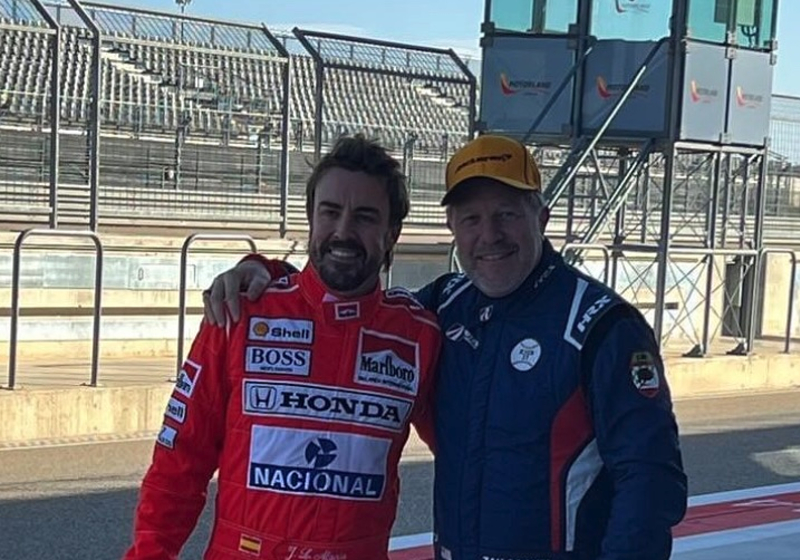 El MULTIMILLONARIO regalo de Fernando Alonso a sus padres