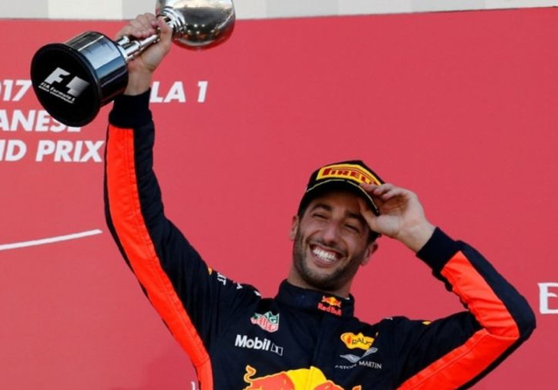 Ricciardo: "Het was lastig om Max van me af te houden"