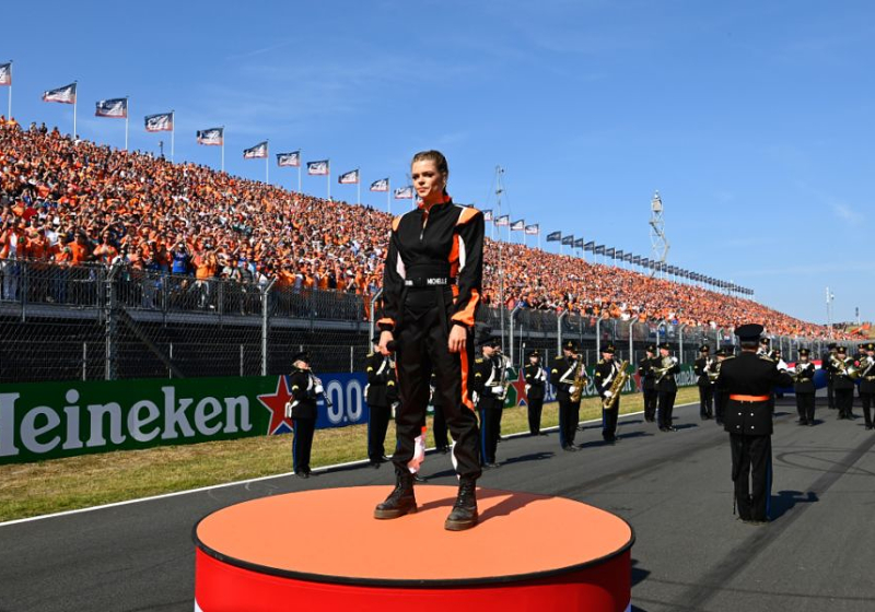 Dit is de opvolgster van Wilhelmus-zangeres Davina Michelle in Zandvoort