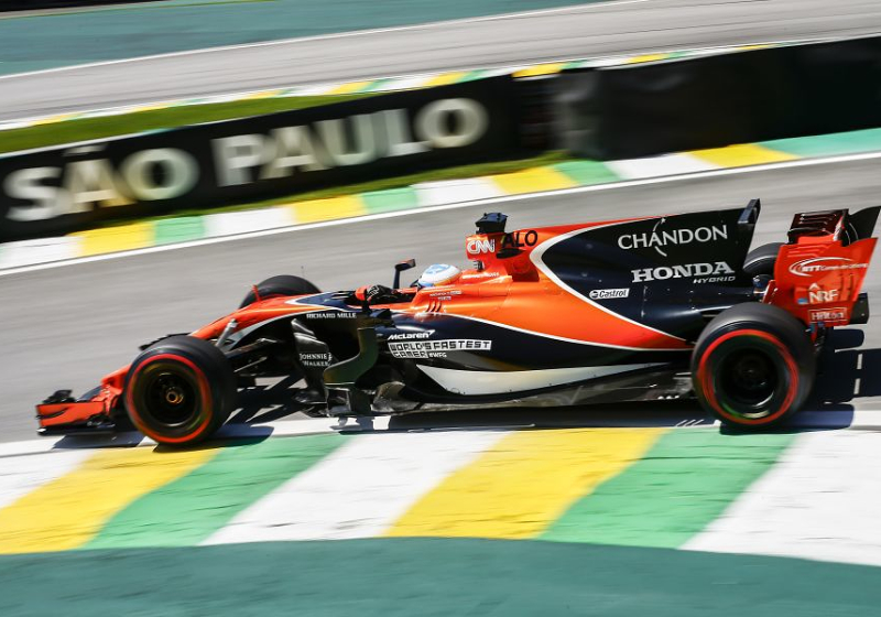 Honda deelt tik uit aan Fernando Alonso na tweede overwinning van dit jaar