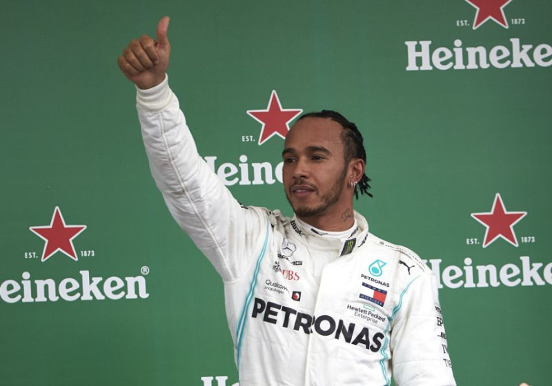 Hamilton rates Mercedes' 2019 6/10