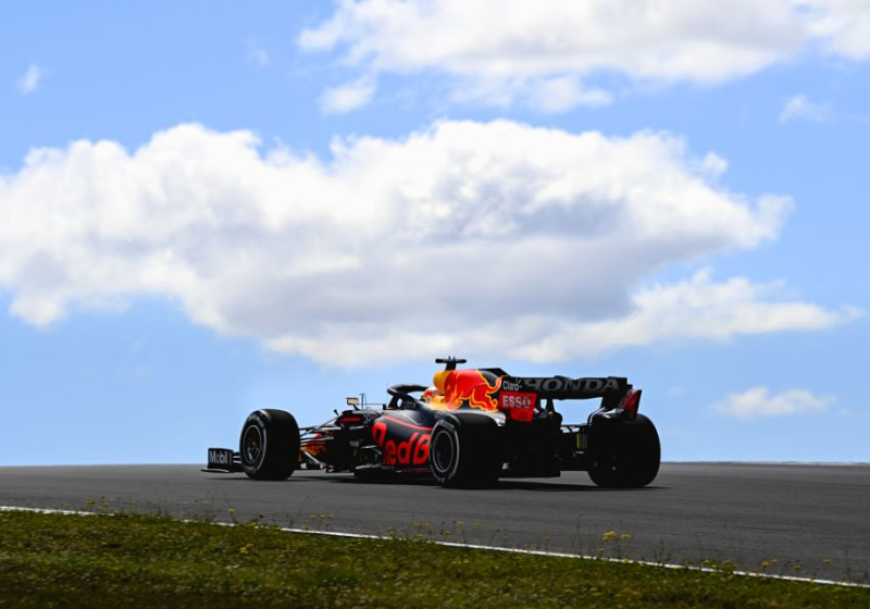 Buxton vindt track limits-kritiek Verstappen niet terecht: "Hij maakte zelf een fout"