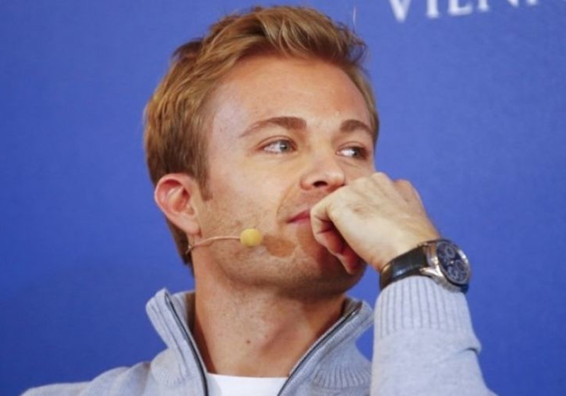 Rosberg denkt dat Vettel titel heeft gemist: 'Volgend jaar niet makkelijker'