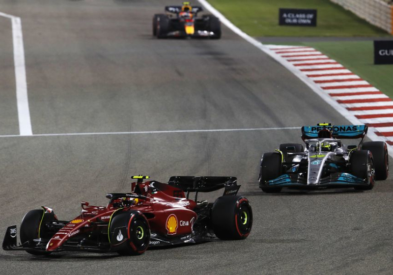 Mercedes "punching above weight" with Bahrain podium - Wolff